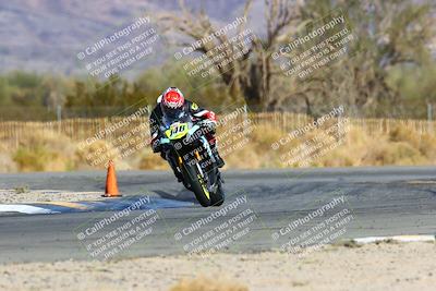 media/Jan-16-2022-CVMA (Sun) [[7f3d92989d]]/Race 3 Amateur Supersport Middleweight/